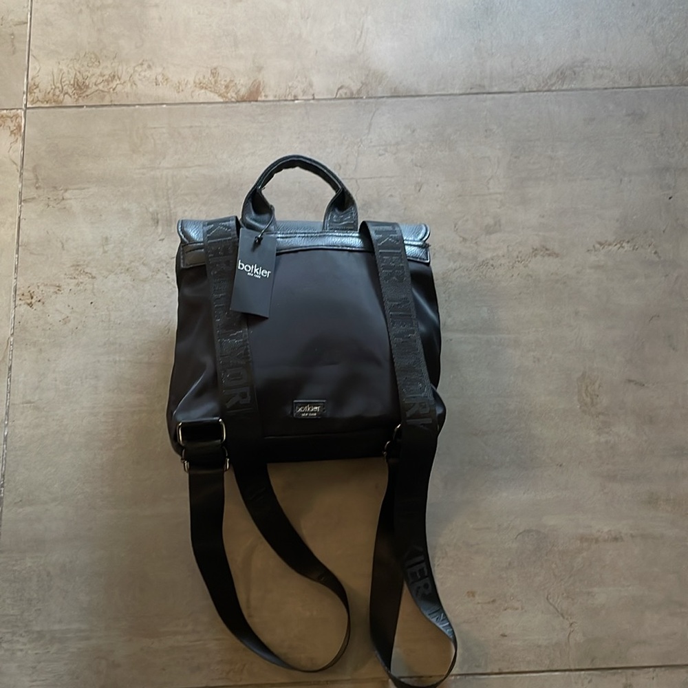 Botkier Backpack with Zipper Detail - Picture 4 of 5